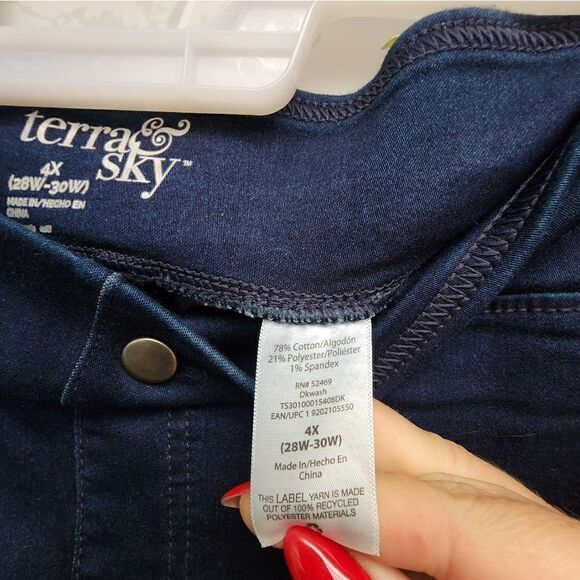 Terra & Sky Women's Plus Size Tummy Control Jeggings Medium Wash 4X 28W-30W - Picture 9 of 11